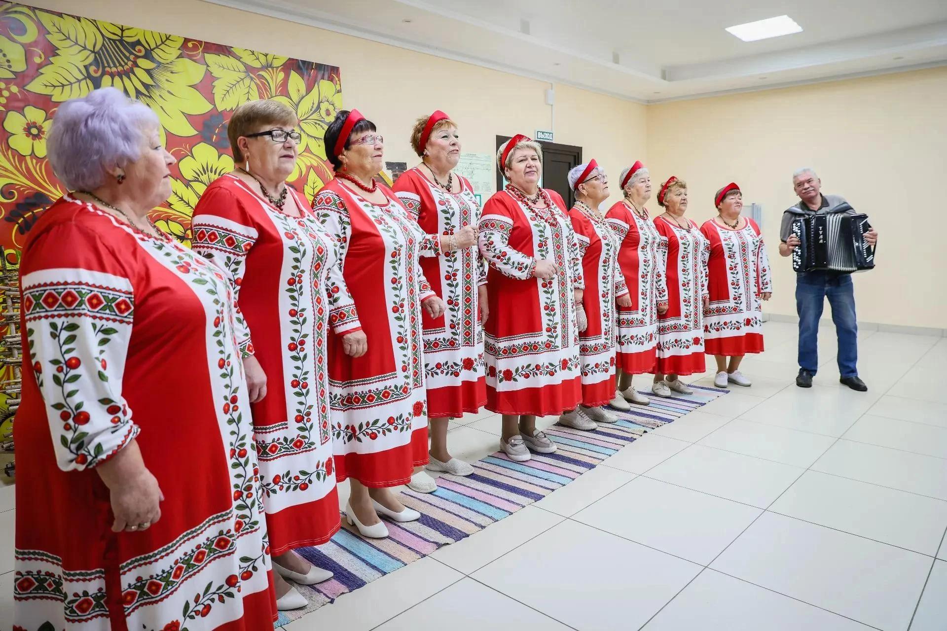На деревенской завалинке